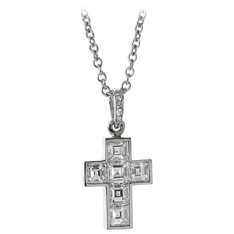 Platinum cross pendant Clearance