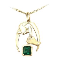 1.07 Ct Emerald and 18 k Yellow Gold Pendant - Vintage Circa 1990 12