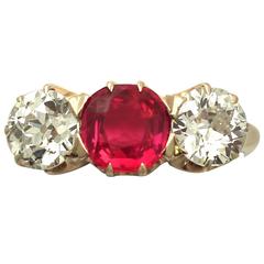 1900s 1.10 Carat Diamond and Synthetic Ruby, 14k Yellow Gold Trilogy Ring 12