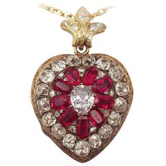 1880s Synthetic Ruby 4.55 Carats Diamonds Gold Pendant Locket 5