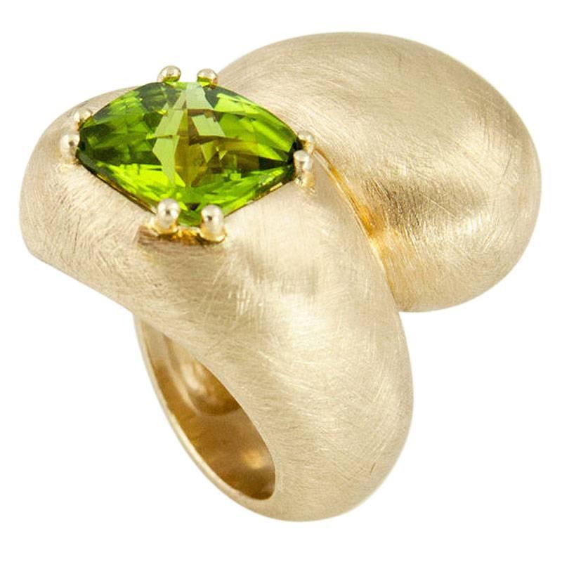 Yin Yang Peridot Gold Statement Ring Estate Fine Jewelry