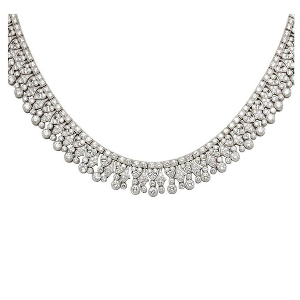 Elegant Diamond Collar Necklace set with 27 Carats Diamonds For Sale