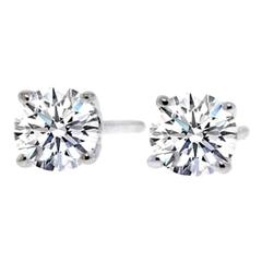 Classic 3.02 Carats Diamonds Gold Stud Earrings 4