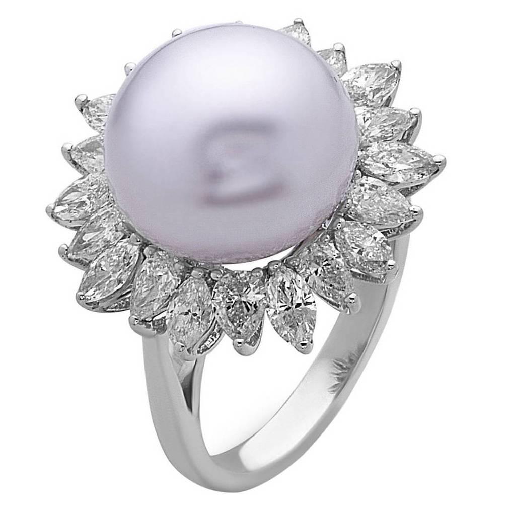 Stunning Flower Shape South Sea Pearl Diamond Gold Ring