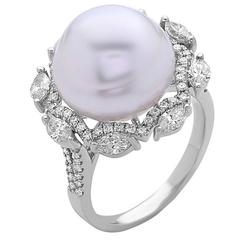 Beautiful South Sea Pearl Diamond Gold Cocktail Ring