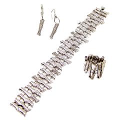 Unusual Gucci Gold Bamboo Motif Suite 1
