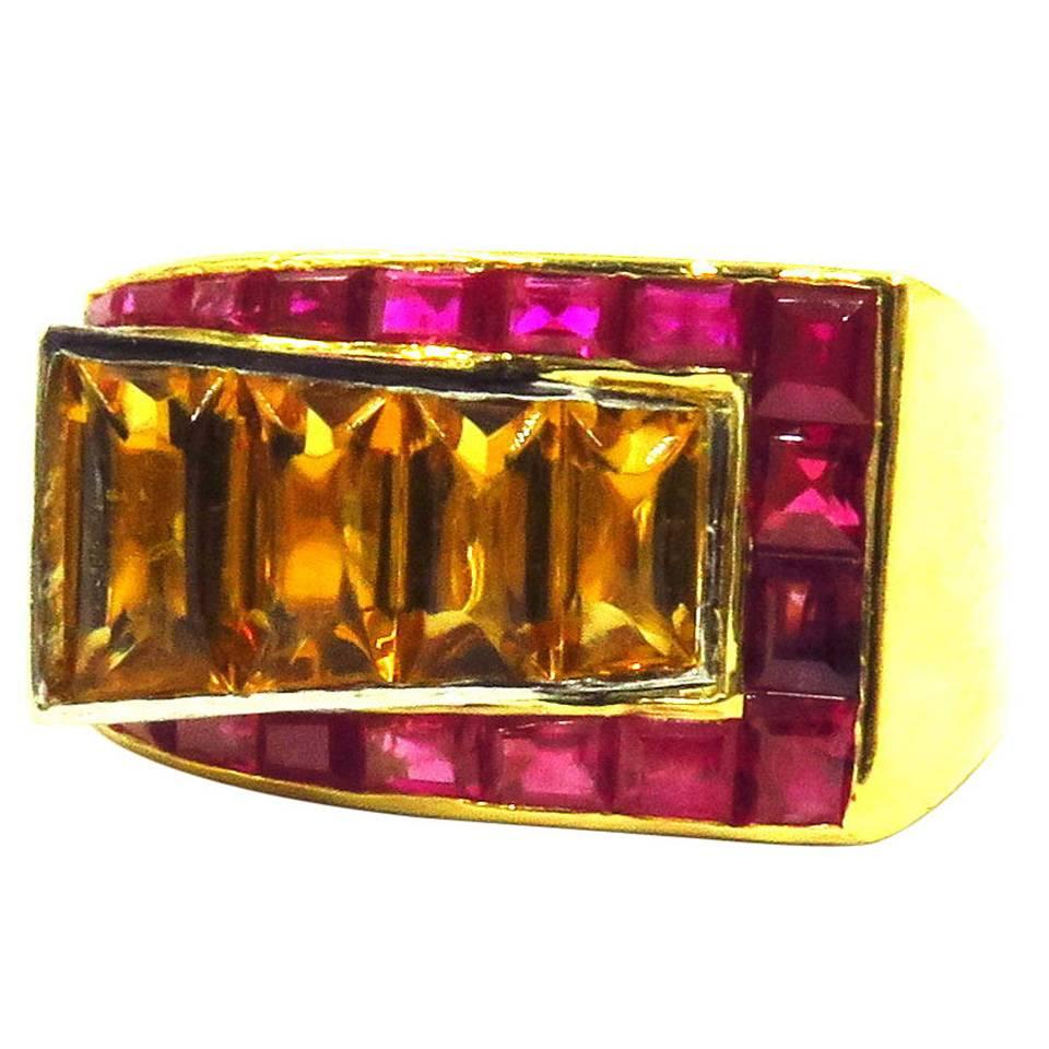 1940s Retro Citrine Ruby Gold Stylized Buckle Motif Ring For Sale