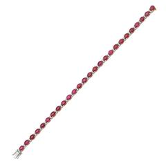 Elegant Ruby Diamond Gold line Bracelet Elegant Ruby Diamond Gold line Bracelet