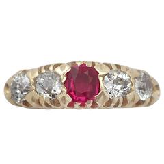 1910s 0.82 Carat Diamond and Synthetic Ruby, 18k Yellow Gold Ring 1