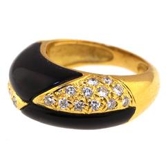 1970s French Onyx diamond Gold dome Ring