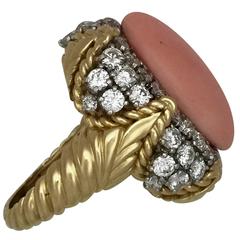 Van Cleef & Arpels Coral Diamond Gold Ring