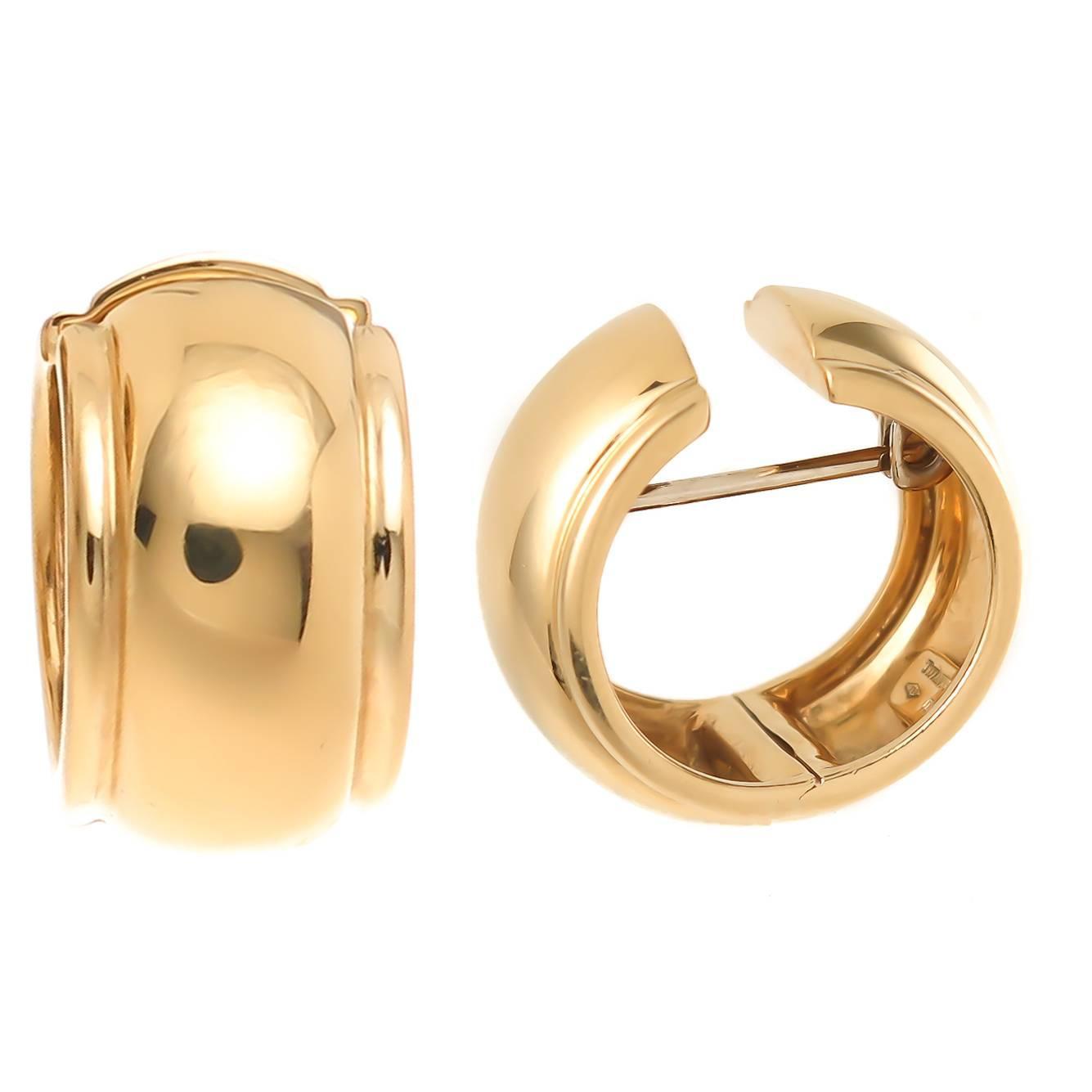 Tiffany and Company wide yellow Gold Hoop Earrings at 1stdibs