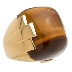 David Webb Exceptionally large Tiger's Eye Gold Cocktail Ring