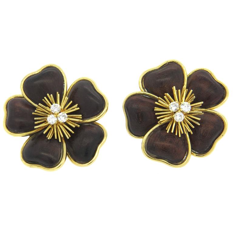 Van Cleef And Arpels Clematis Wood Diamond Gold Large Flower Van Cleef Arpels Clematis Wood Diamond Gold Large Flower Earrings For