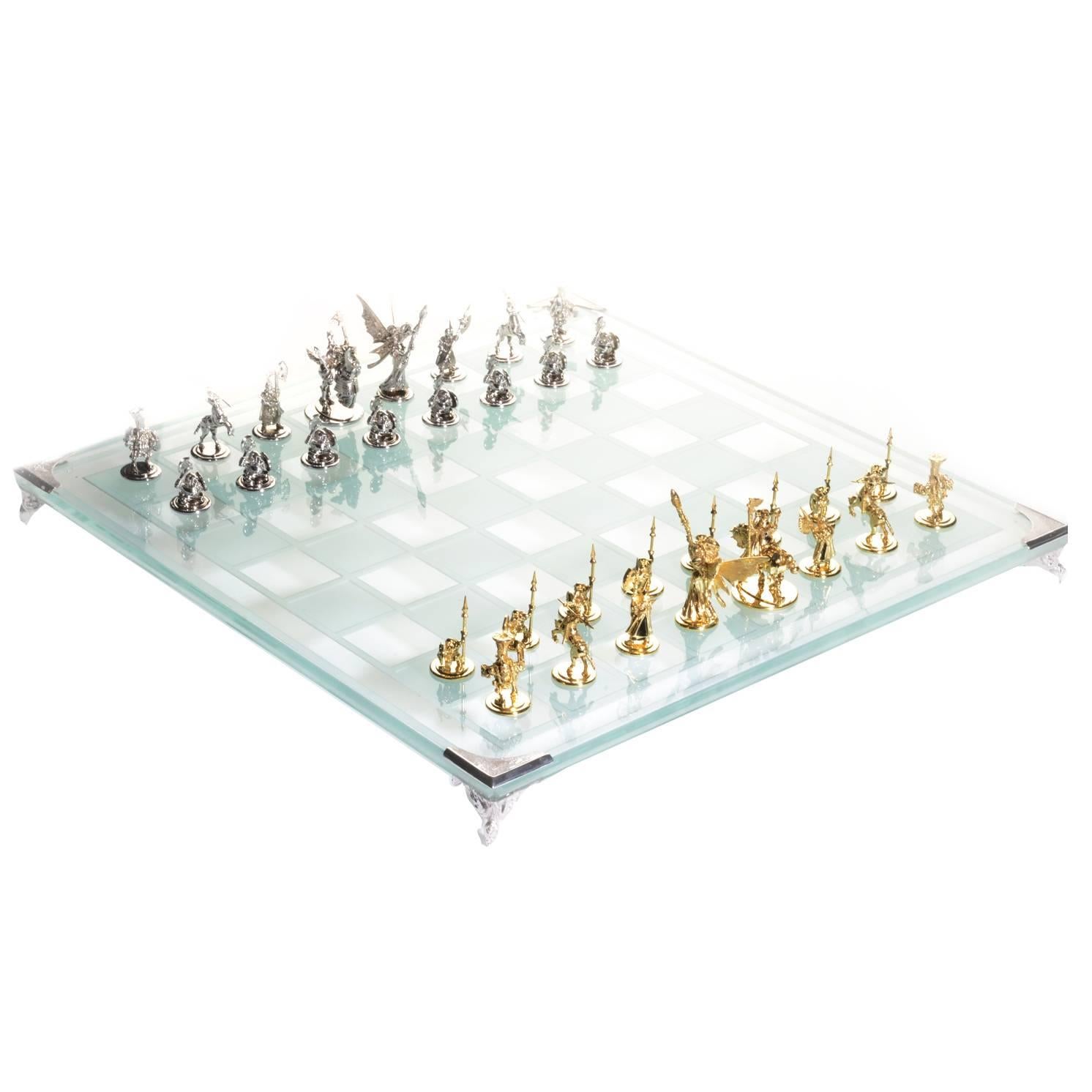 White and Yellow Gold Tempered Glass Chess Set For Sale