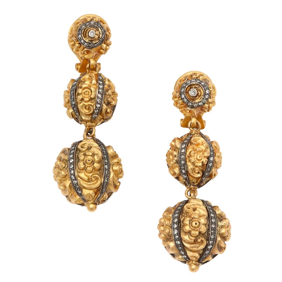 Gold Diamond Topiary Earrings For Sale