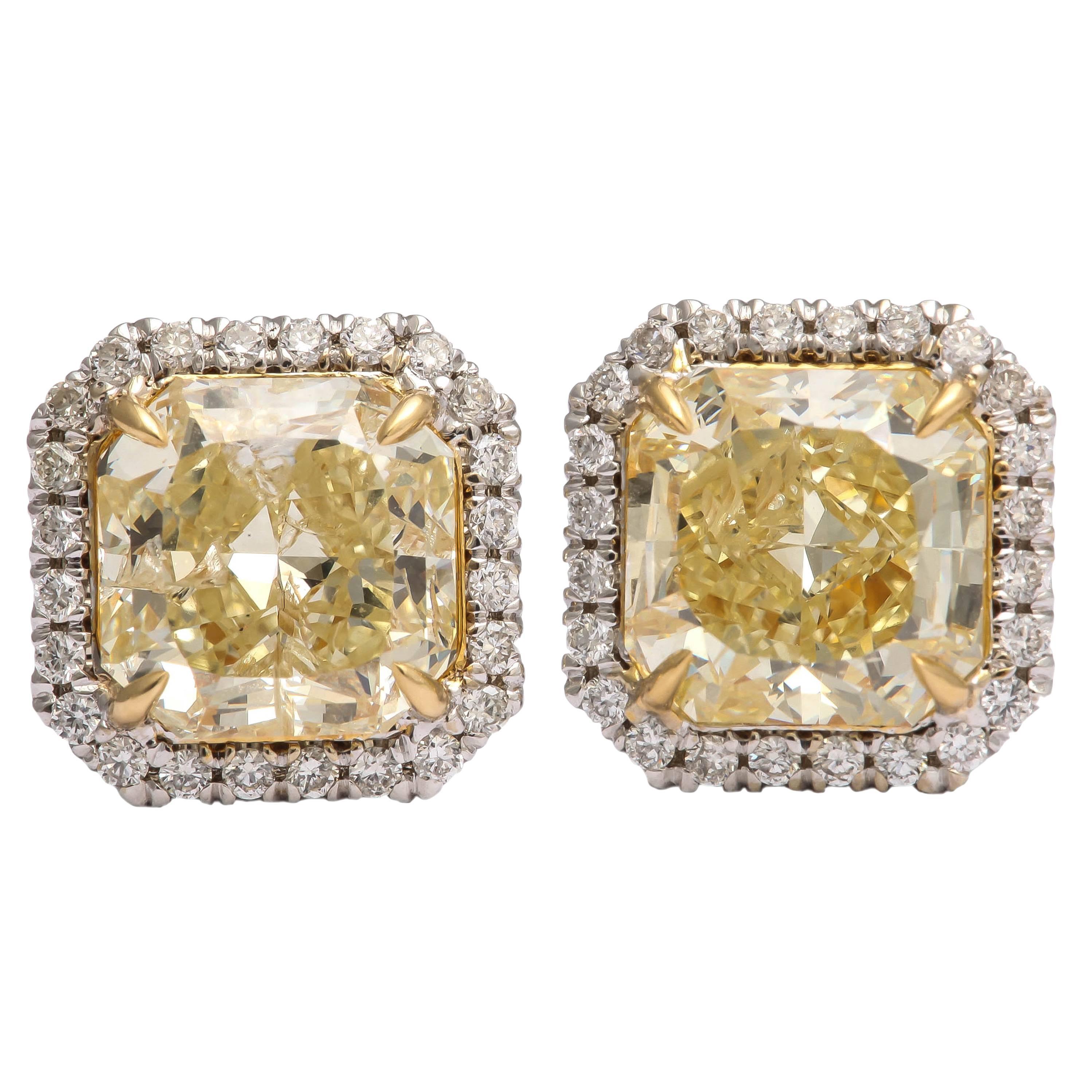 Amazing Yellow and White Diamond Earring Studs For Sale