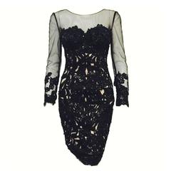 Mandalay Langärmeliges Schwarzes Cocktailkleid aus Spitze mit Perlen und Pailletten