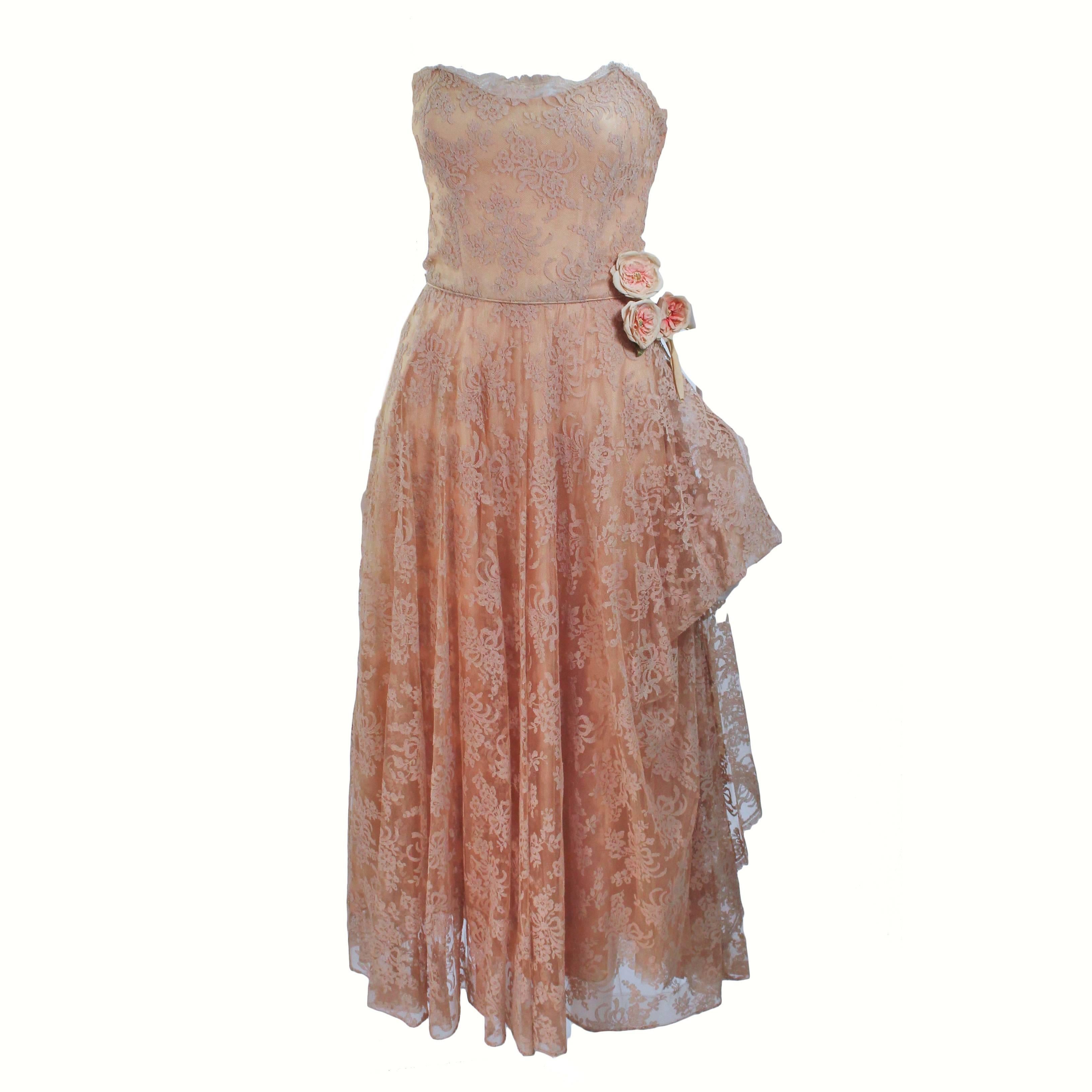 CEIL CHAPMAN 1950's Nude Lace Strapless Cocktail Dress with Flowers Size 4 For Sale