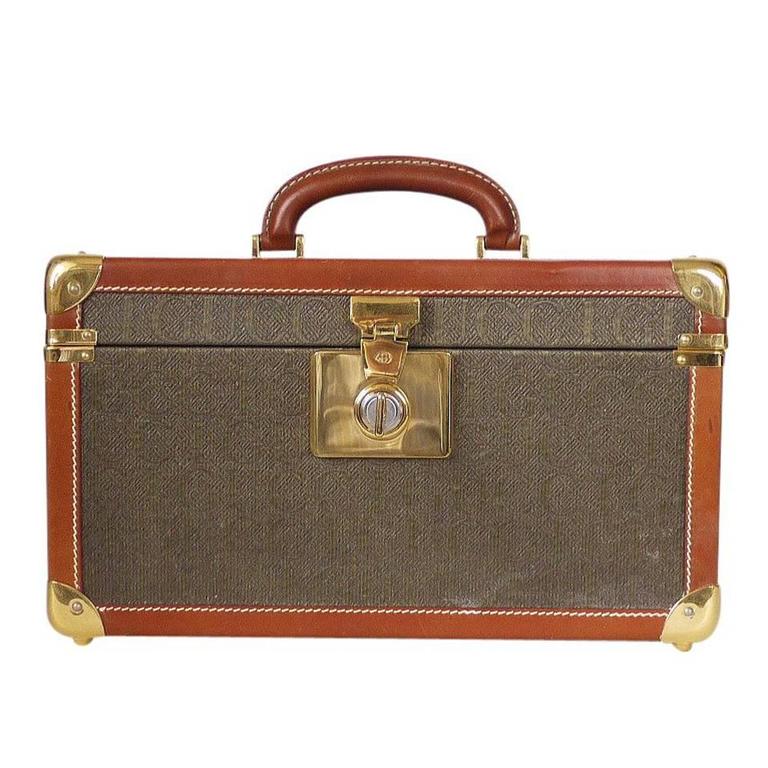 Vintage GUCCI Toiletry Case Travel Trunk Rare at 1stDibs gucci trunk