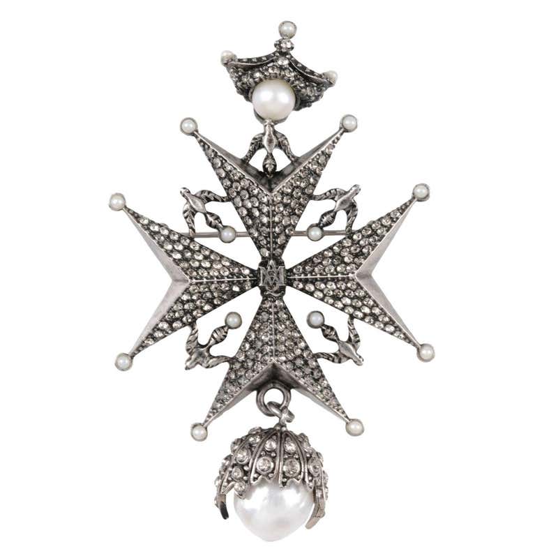 Alexander mcqueen brooch Clearance