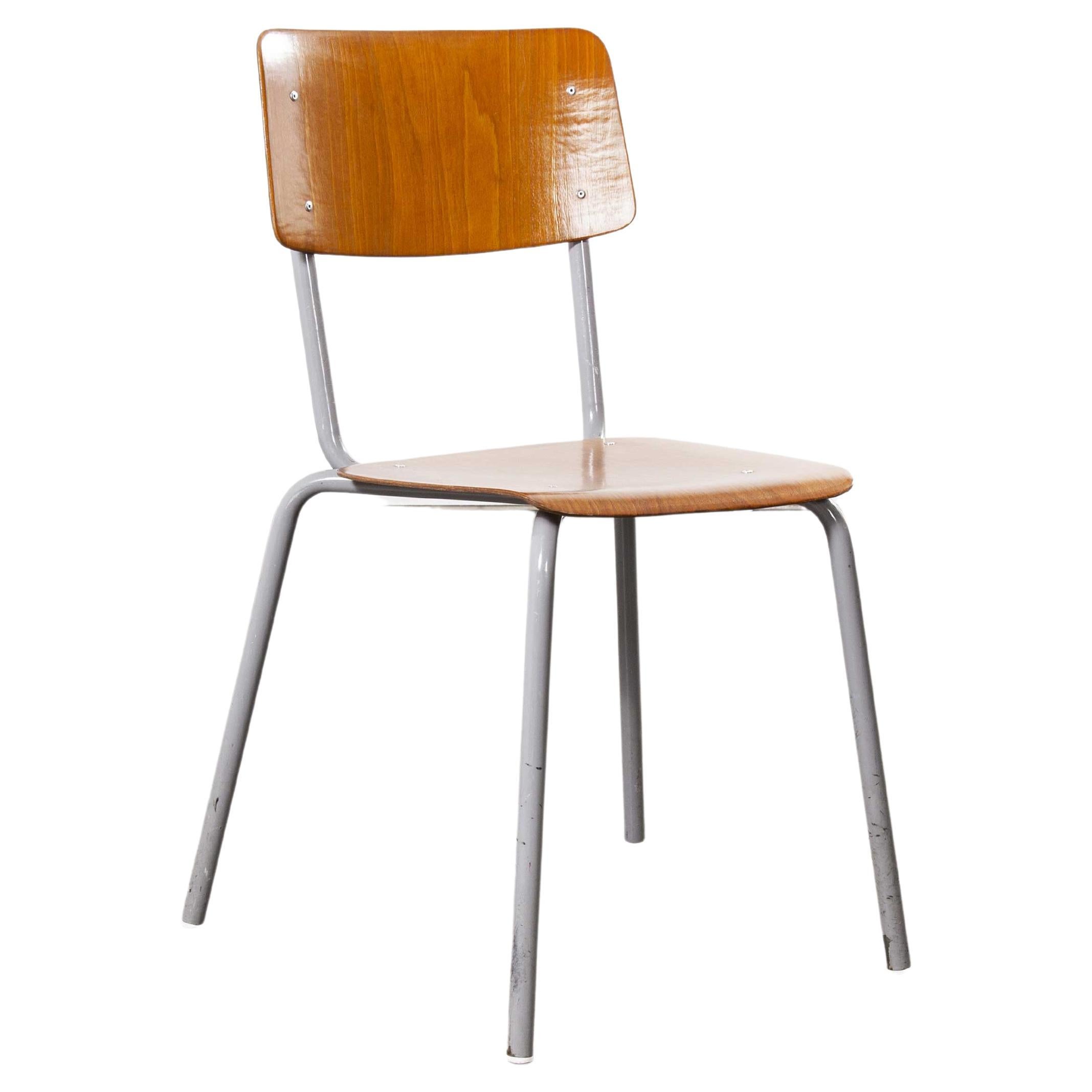 1960's Berl & Cie Mid Century Stacking Chairs - Pagholz - Letzte Restbestände im Angebot