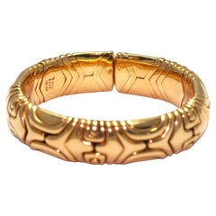 21st Century 1988 Bulgari Yellow Gold Semi Rigid Bracelet Bangle Bvlgari
