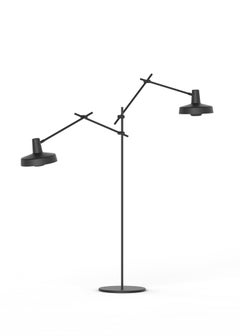 Grupa LED Arigato 2 Light Floor Lamp di Filip Despot, Ivana Pavic, Tihana Taraba