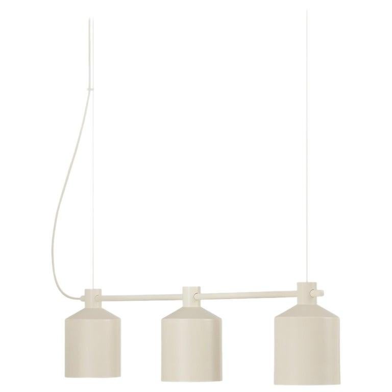 En vente : White (Ivory) Pendentif Zero LED Silo Trio par Note Design Studio