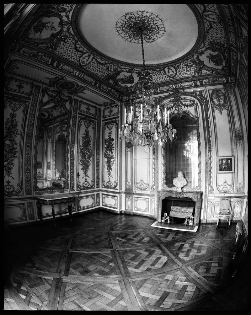 Francois Dischinger Still-Life Photograph - Versailles Parlor