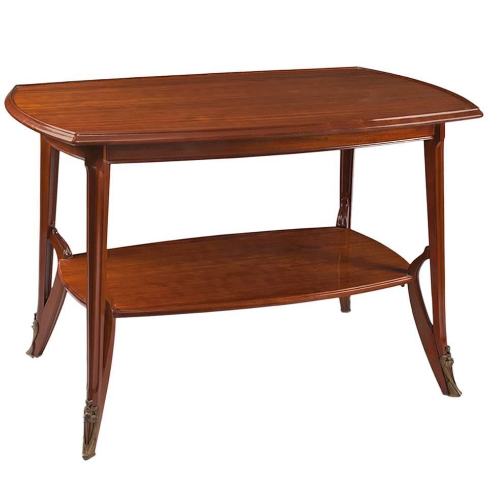 Table en bois Art nouveau français Louis Majorelle en vente