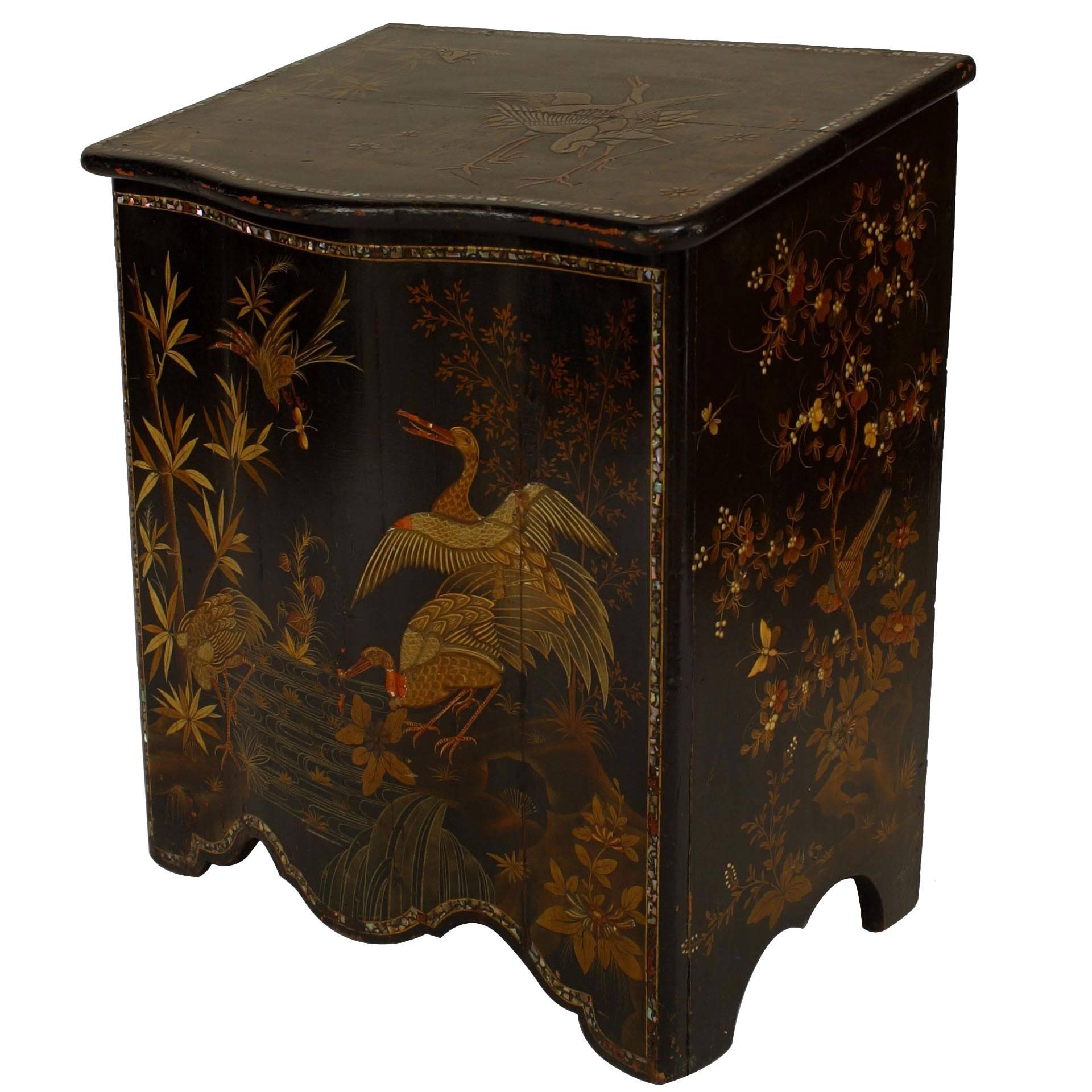 Englische Regency Chinoiserie-Truhe Hamper im Angebot