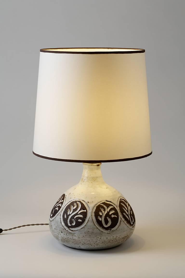 Beaux Arts Elegant Ceramic Lamp by Albert Thiry, circa 1970-1980