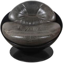 Ricardo Fasanello Esfera Lounge Chair