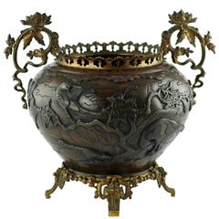 Late 19th Century Japanese Meiji Period Bronze Jardinière