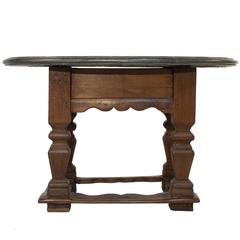 Barock-Tisch mit ovaler Steinplatte