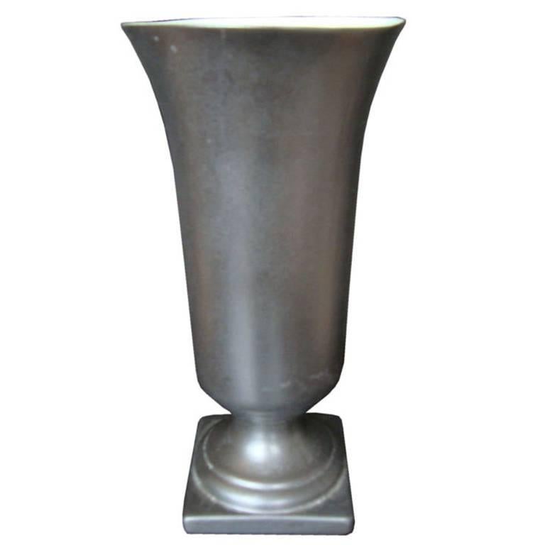 Ceramic Campagna Vase in Gray with a Turquiose Glaze For Sale