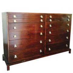 Monumental Tall Double Chest Dresser de Robsjohn Gibbings pour Widdicomb