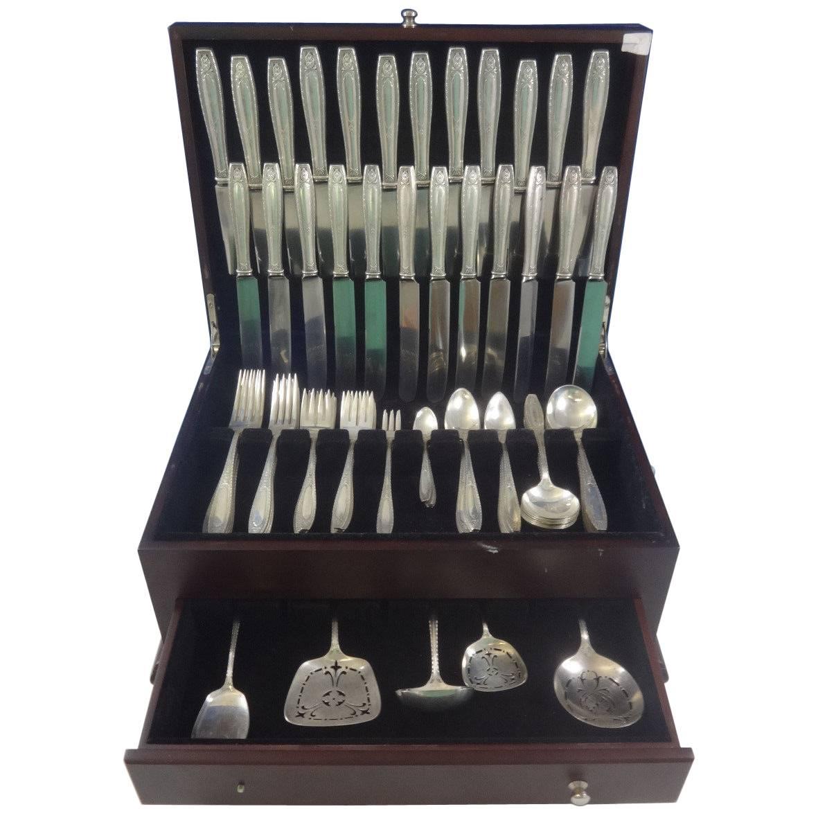 Beautiful large Juliet by Wallace circa 1924 sterling silver flatware dinner and lunch size set of 125 pieces. This set includes:

12 dinner size knives, 9 5/8