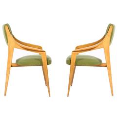 Pair of Italian Cantilevered Armchairs, 1950 11