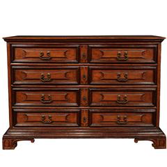Italian 18th Century Walnut Four-Drawer Commode from Tuscany 10