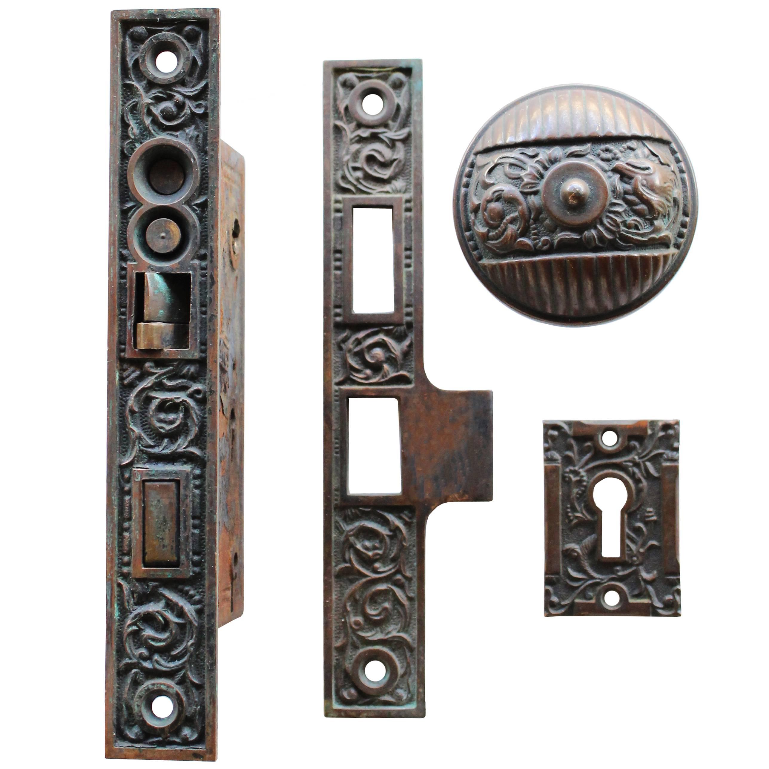 Reading Hardware "Columbian" Pattern Complete Door Set