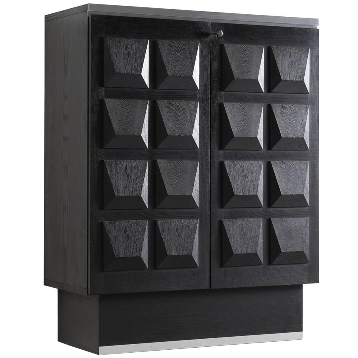 Brutalistisches Highboard aus schwarzer:: ebonisierter Eiche