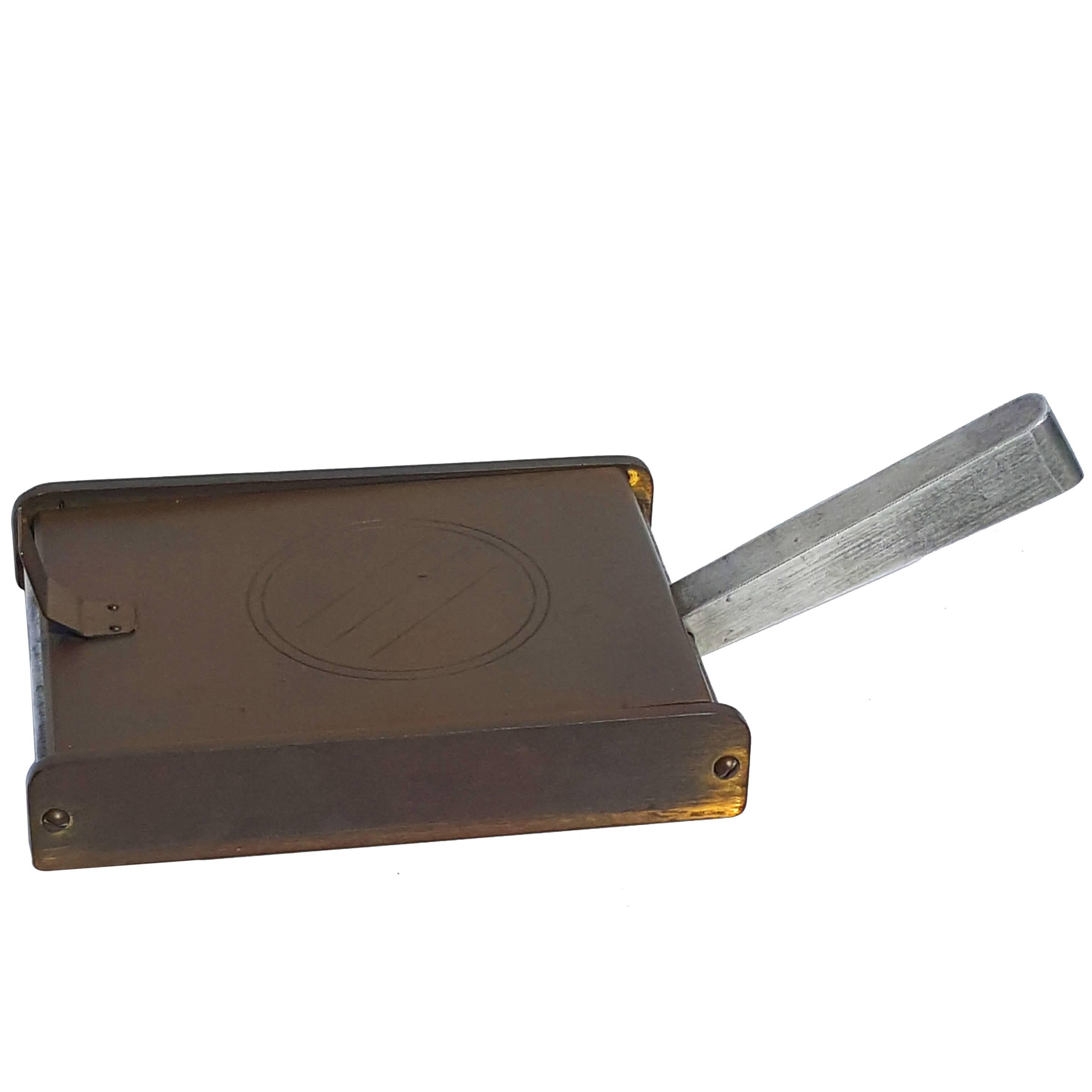 Mayordomo silencioso Streamline de latón y aluminio