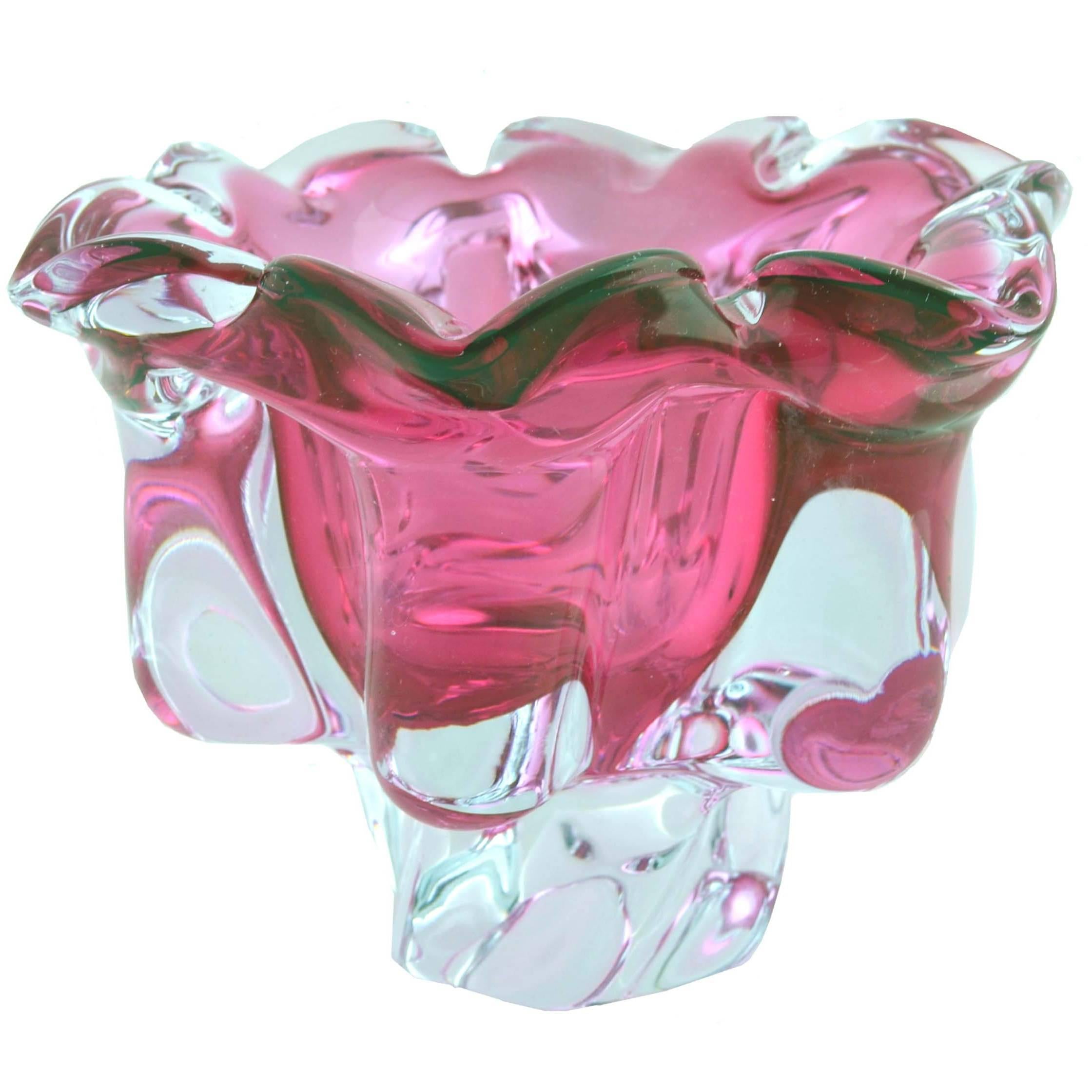 Sklo Union Chribska Glassworks, bol à pieds Sommerso rose canneberge vintage