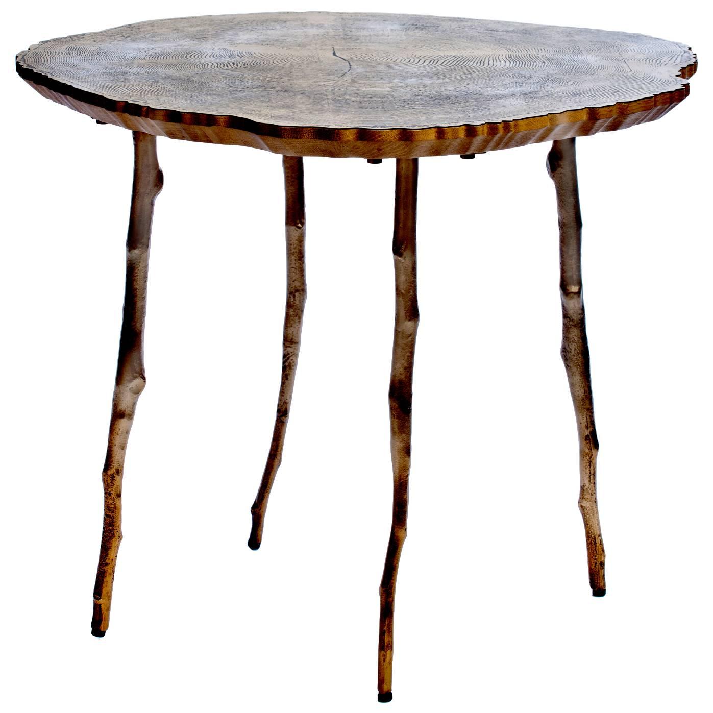 Echo, Beistelltisch mit Baumringen in Bronze und laminierter Eiche von Sharon Sides