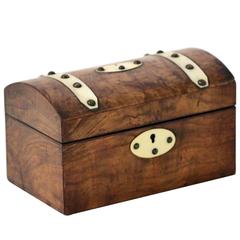 18th Century Walnut Georgian Tea Caddy 10