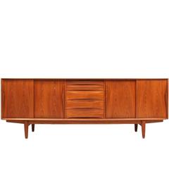 buffet en teck Arne Vodder des années 1960 Design moderne danois Dyrlund
