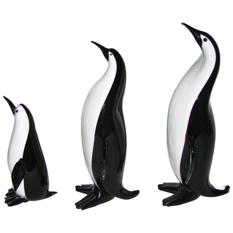 Formia 1990s Rare Large Size Set of Three Murano Glass Penguins at 1stDibs  | murano penguin
