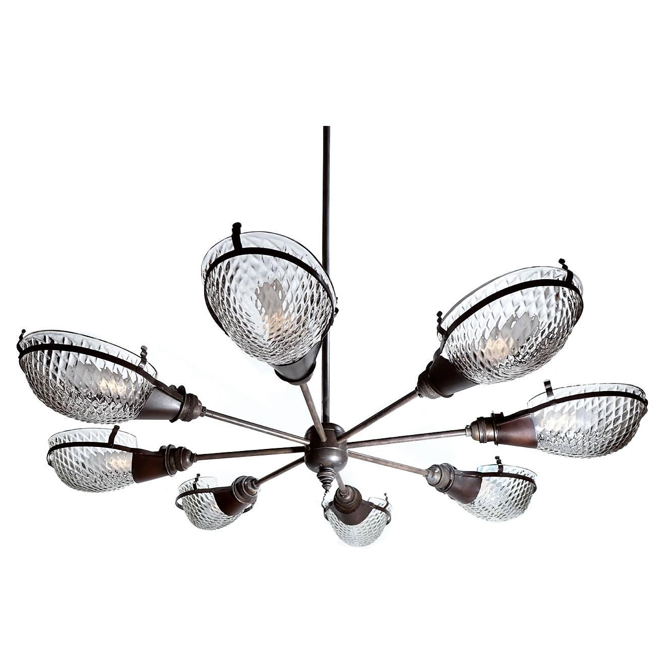 Early Style Quilted Glass Operating Room Light